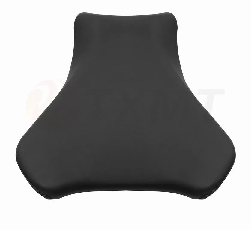 Suzuki GSXR1000 black PU leather seat cover protecting front and rear motorcycle seats.