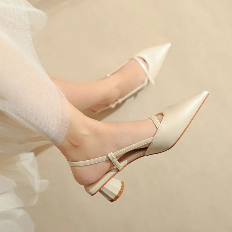 Women's chunky heel pointed sandals in beige with leather-look stitching and rubber sole