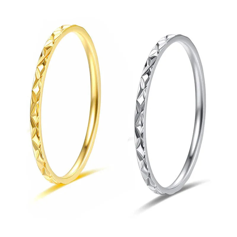 Korean style titanium steel simple couple ring with geometric diamond plaid pattern in silver