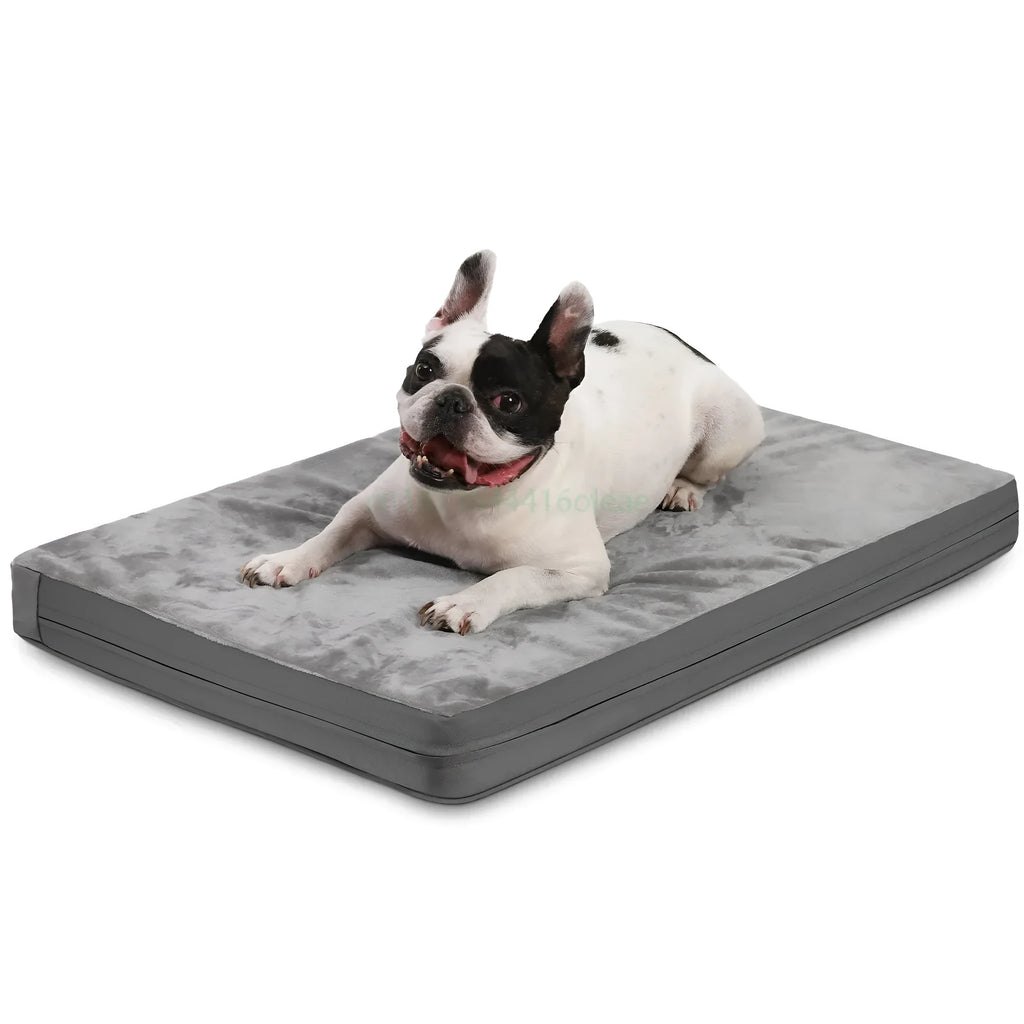 Double-sided four seasons dog bed in leather with waterproof layer for small and medium dogs