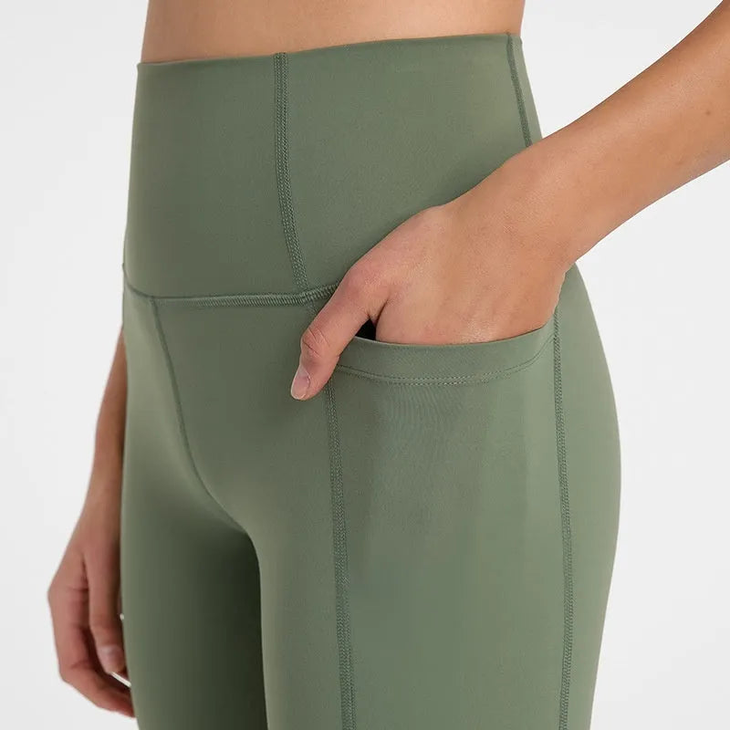 Women's black cotton blend sports shorts with super stretch for running and fitness