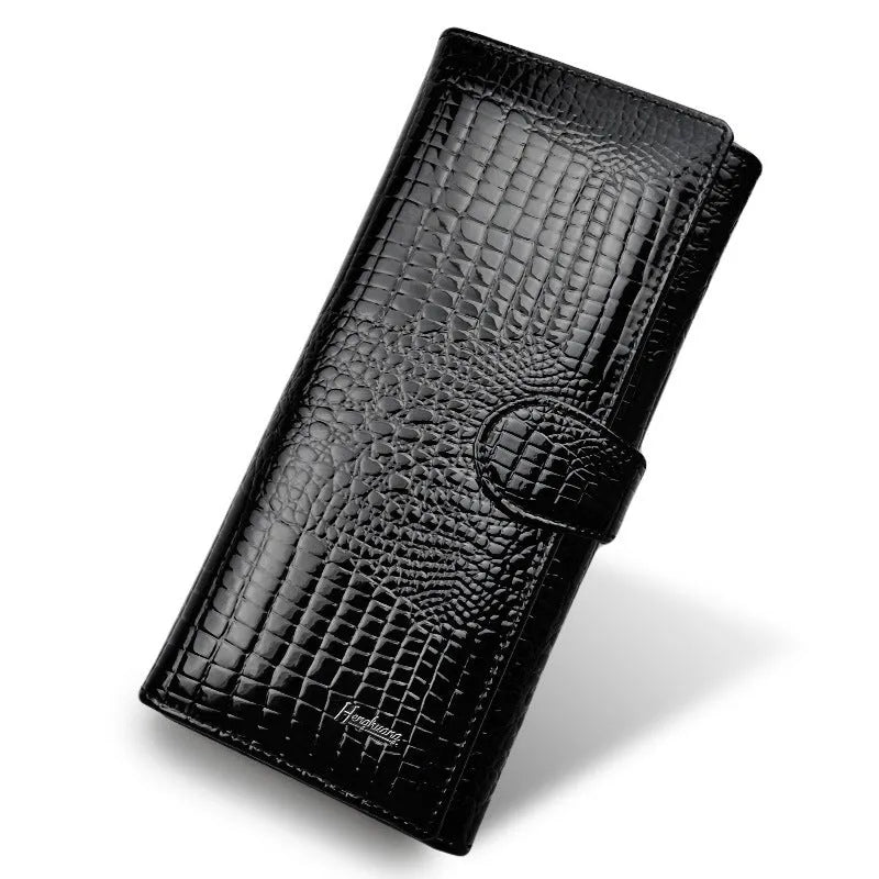Women's leather coin purse with crocodile pattern in wine red colour