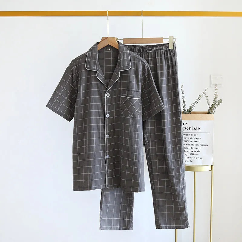 Men's single-line plaid cotton pajama set with short sleeves and trousers in gray colour