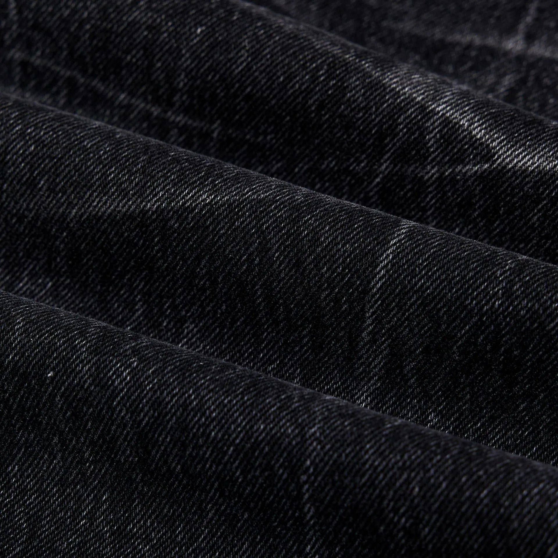Men's black straight-leg jeans with lightning crack pattern on American washed denim