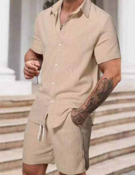 Men's striped casual suit set comprising a short-sleeve shirt and matching shorts in colour YT50313P1.