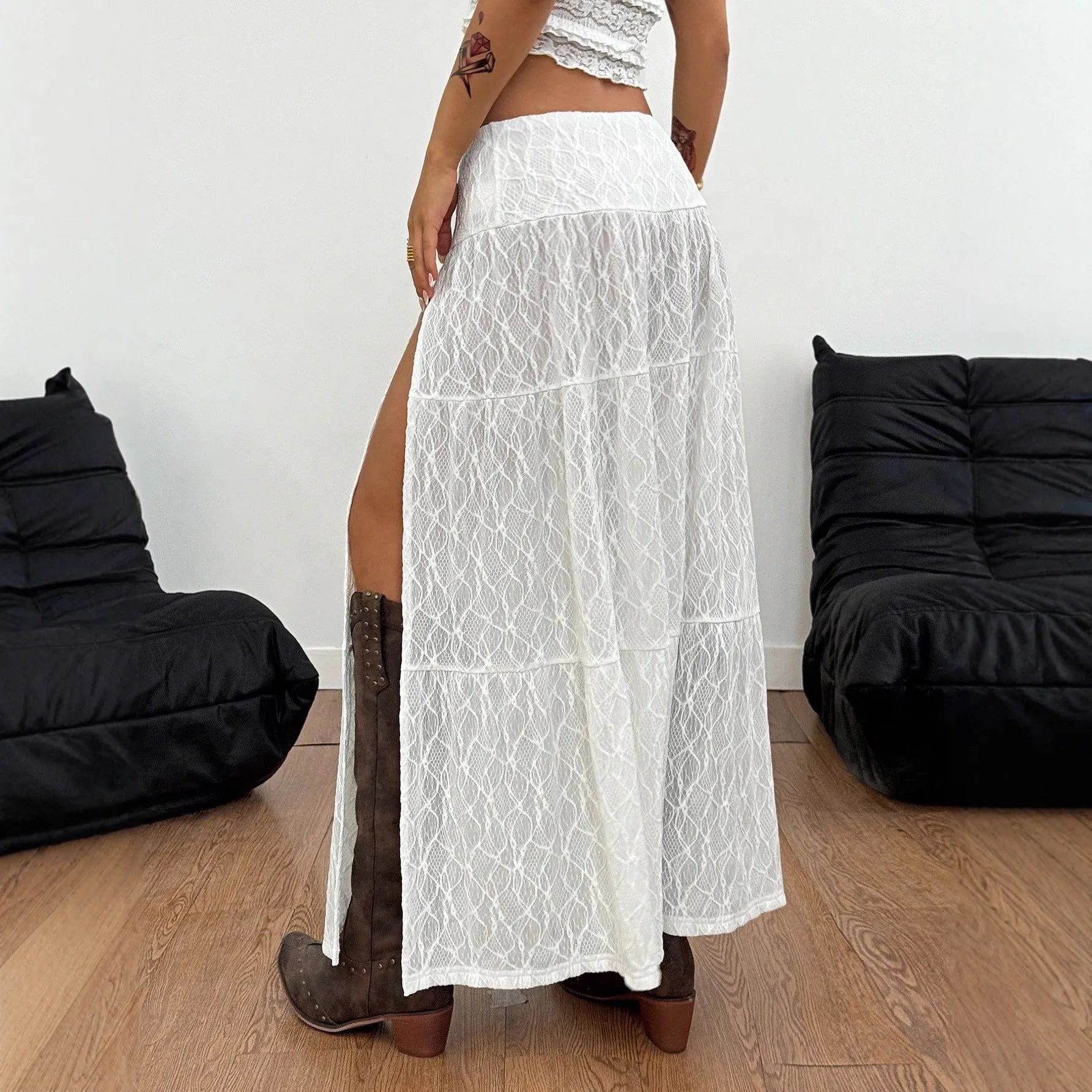 White women's A-line skirt with lace side seam and jacquard pattern cloth for beach vacation