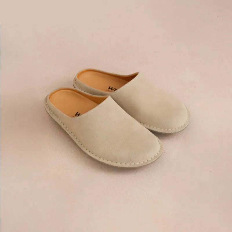 Soft soled lazy toe slippers in cowhide leather, yellow colour, for outdoor wear