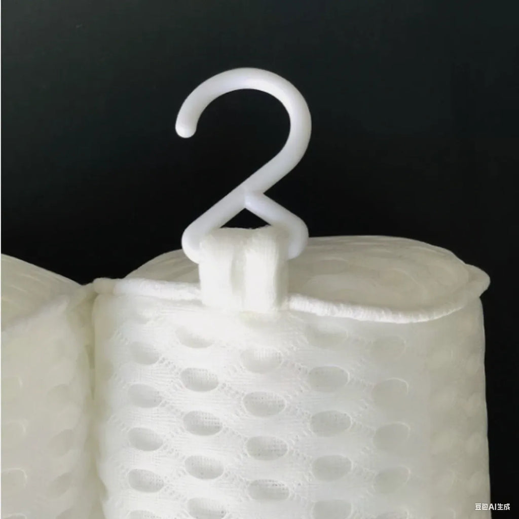 White 4D mesh bathtub pillow with 7 upgrade suction cups, 37X34X10cm