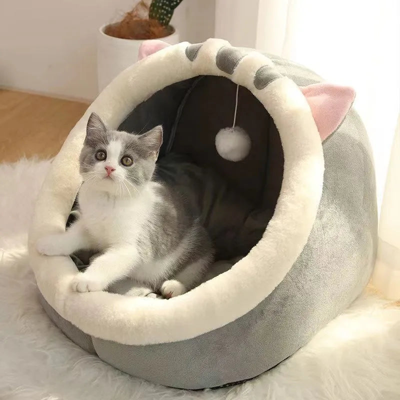 Semi-closed cloth pet bed in light gray Totoro colour with semi-open front and padded base