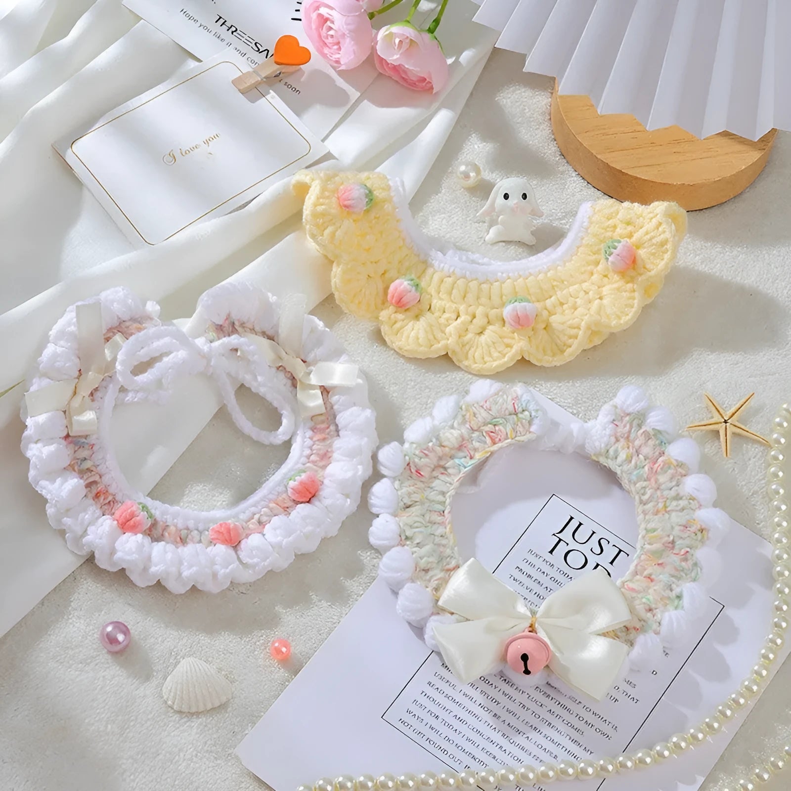Handmade wool woven collar for British Shorthair kittens with embroidery decoration