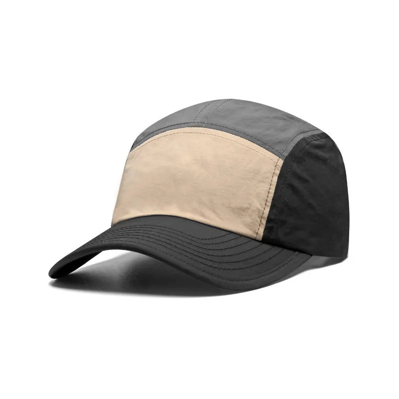 Men's quick-drying baseball cap in cotton-polyester blend with curved brim showing colour-matched design