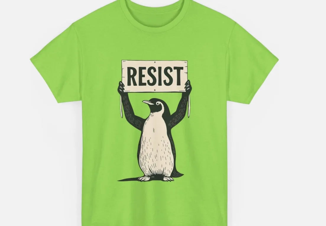 100% cotton summer T-shirt with loose short sleeves in black, green or white colours