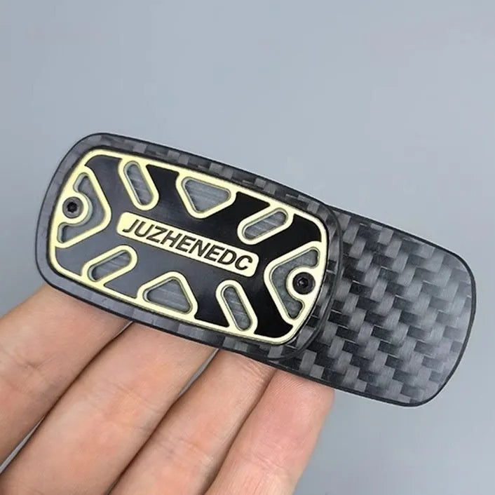 DC Taibao Black Gold fingertip gyro push card decompression toy in copper alloy skull finish