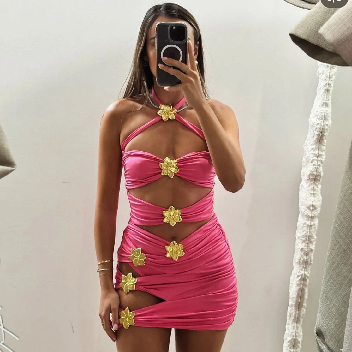 Solid colour one-piece swimsuit with matching short skirt, hollow-out tube top, black variant